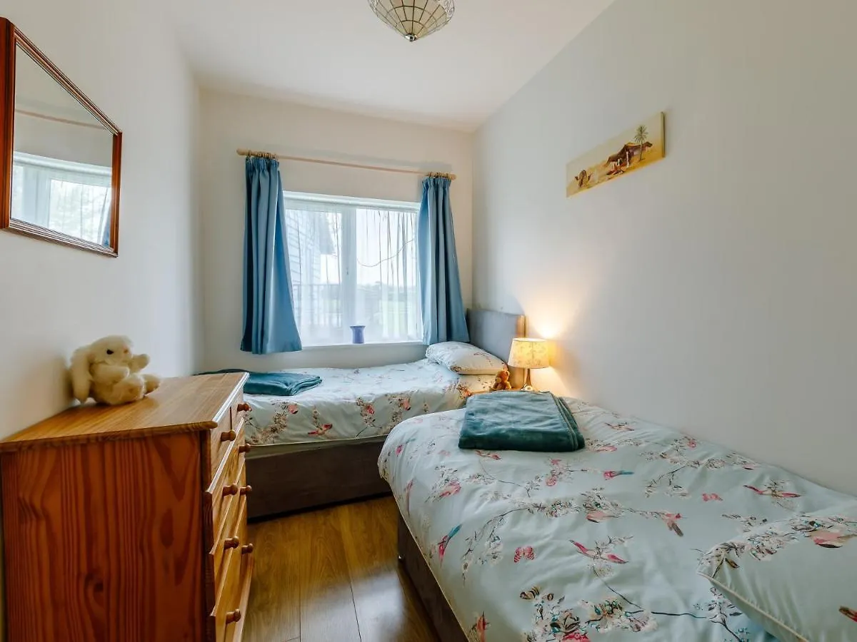 2 Bed In Sidmouth Lambs Villa Ottery St Mary Holiday home